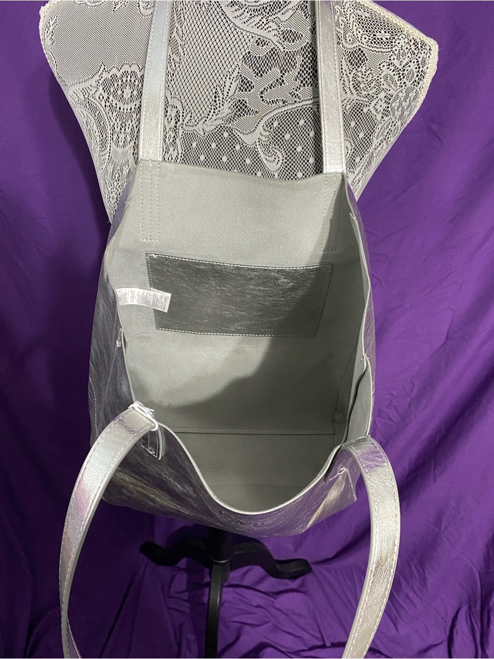 GAP Silver Metallic Tote Bag - Picture 4 of 5